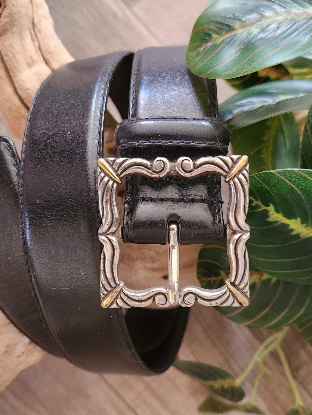 Fossil Black Leather Belt with Two-Tone Ornate Square Buckle Size Large - Picture 5 of 12